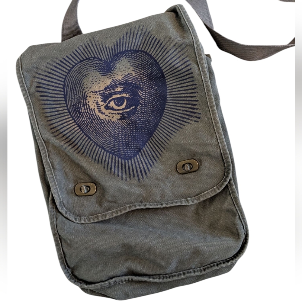 🌸 4/$10 Grunge Green Canvas Crossbody Bag with Eye Design